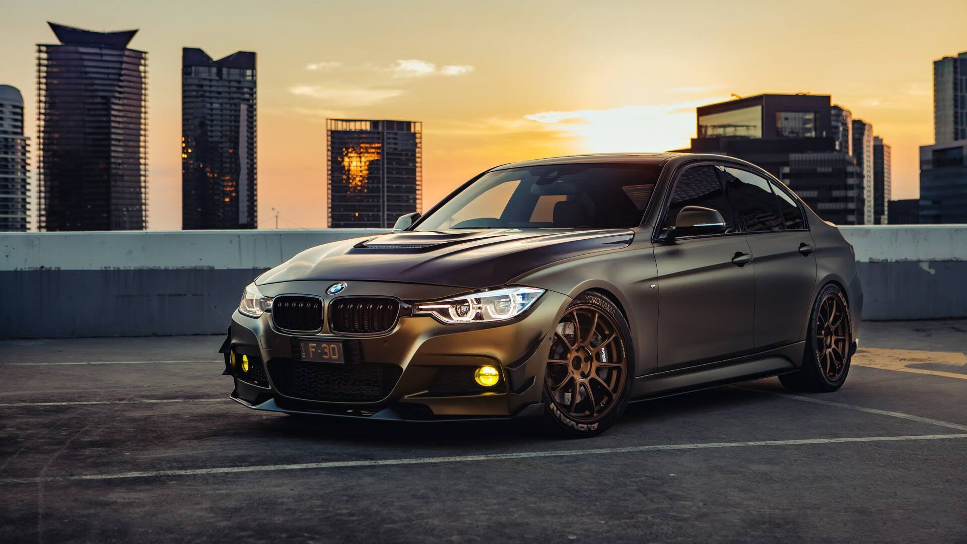 爱游戏体育（AYX）官方APP下载-大型户外充气障碍赛，互动体验新玩法，充气装备