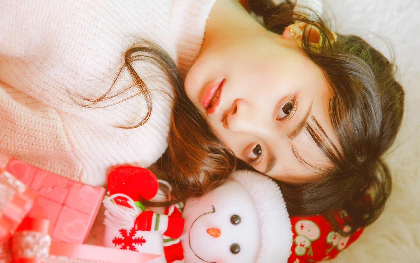 爱游戏官网-湖人“老将日”活动致敬四代紫金功勋，湖人队紫金王朝