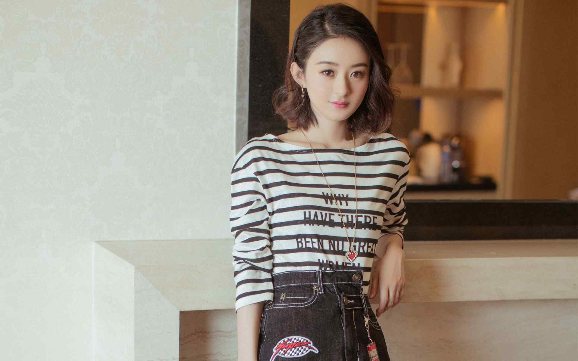 爱游戏娱乐网址-女足比赛中，中国队员徐某力挽狂澜，徐媛女足队长