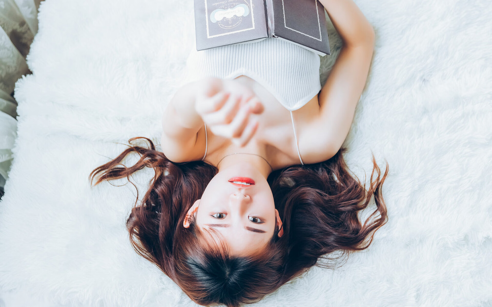 爱游戏综合娱乐-黄蜂安排心理教练定期辅导保持情绪平稳，黄蜂工作室怎么样